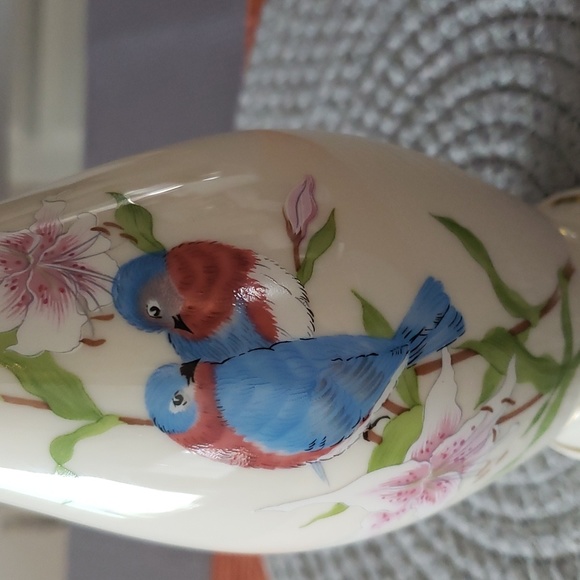 Lenox Eternal Love Bud Vase - Picture 2 of 6